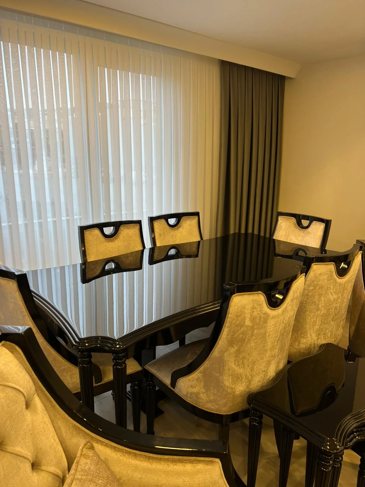 Masarati Lüx Yemek Odası Takımı — 5